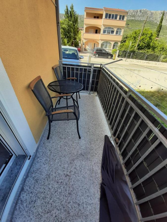 Apartment Radalj Kaštela Εξωτερικό φωτογραφία