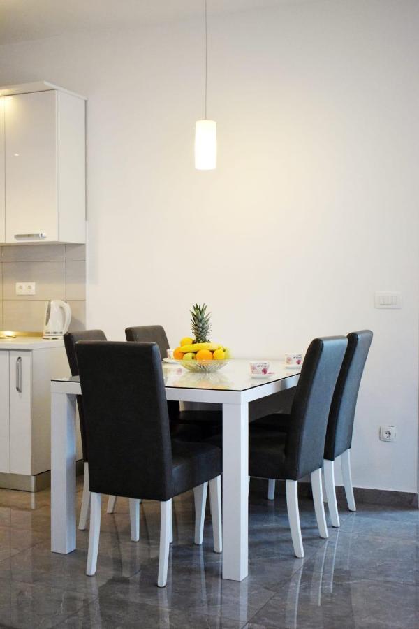 Apartment Radalj Kaštela Εξωτερικό φωτογραφία
