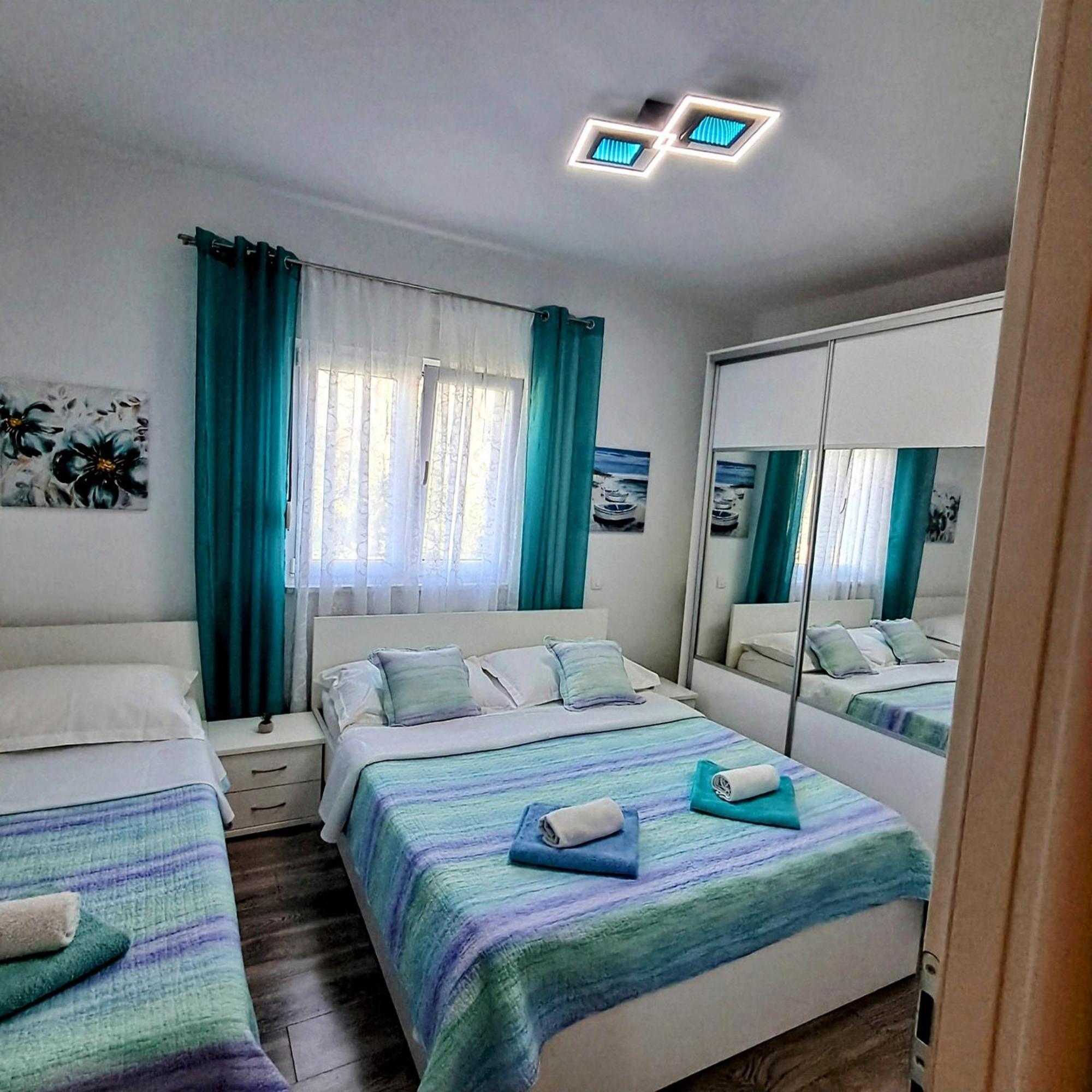 Apartment Radalj Kaštela Εξωτερικό φωτογραφία