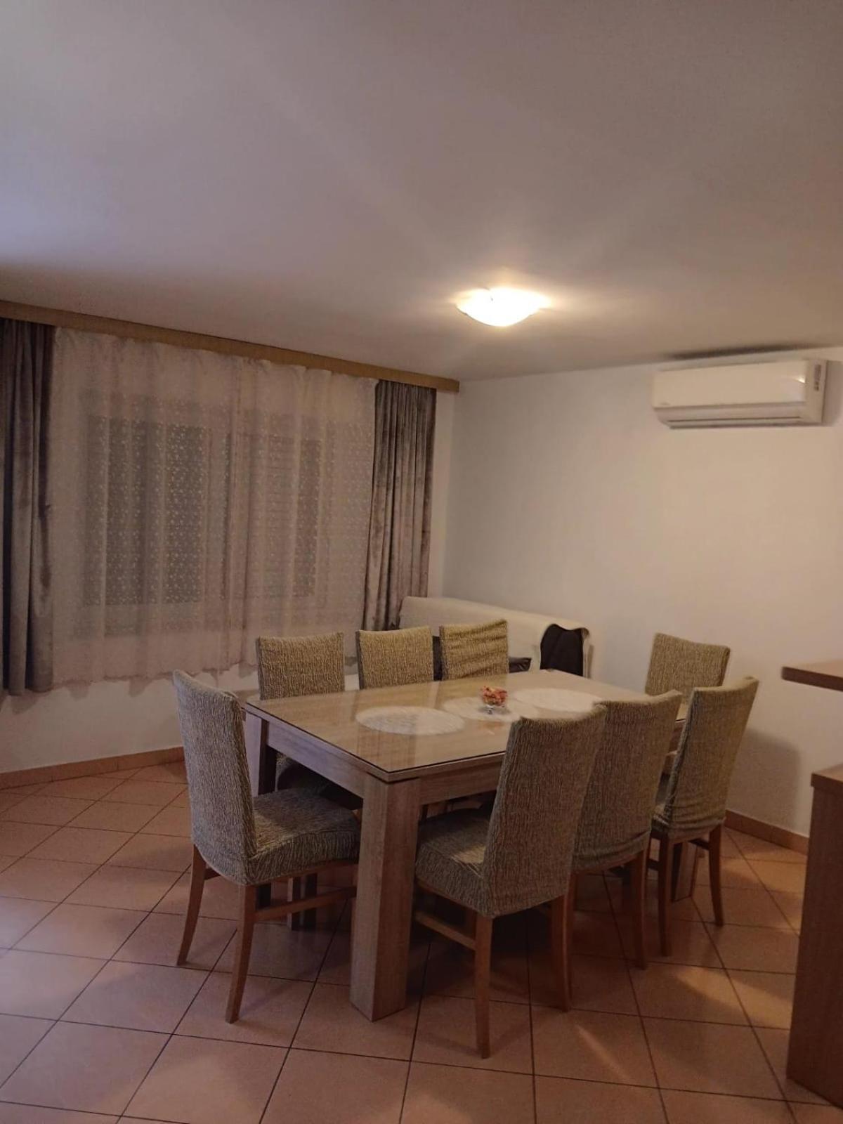 Apartment Radalj Kaštela Εξωτερικό φωτογραφία