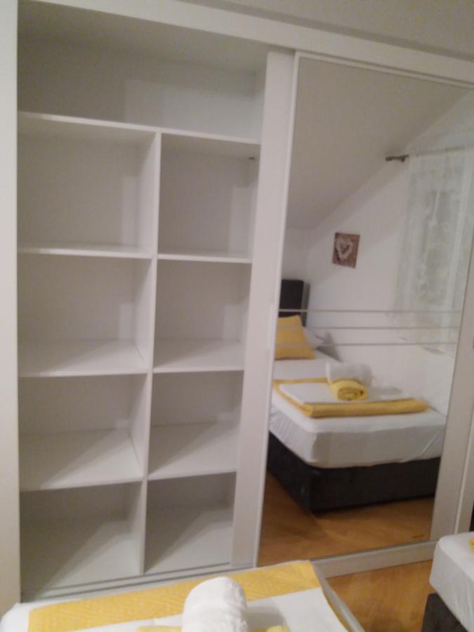Apartment Radalj Kaštela Εξωτερικό φωτογραφία